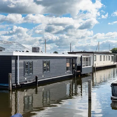 Rw-aalsmeer,waterloft Near Amsterdam And Schiphol Aalsmeer