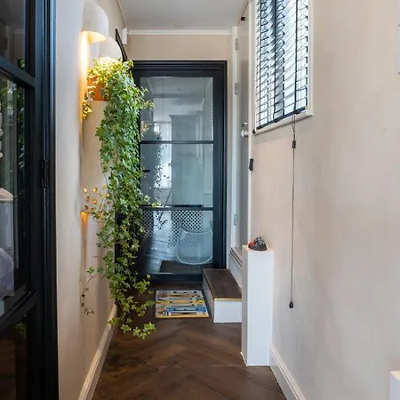 Tatil Evi Rw-aalsmeer,waterloft Near Amsterdam And Schiphol *