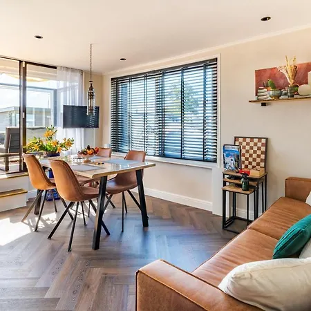 Rw-aalsmeer,waterloft Near Amsterdam And Schiphol Tatil Evi