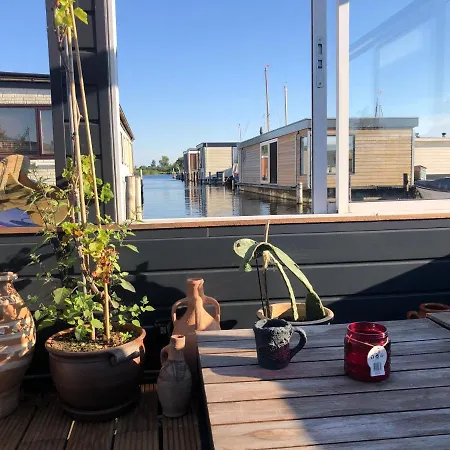 Rw-aalsmeer,waterloft Near Amsterdam And Schiphol Tatil Evi Aalsmeer