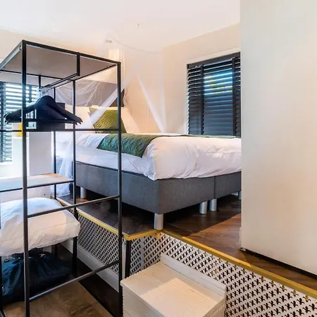 Rw-aalsmeer,waterloft Near Amsterdam And Schiphol Tatil Evi *